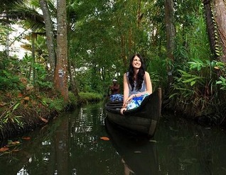 Kerala Houseboat Tour 